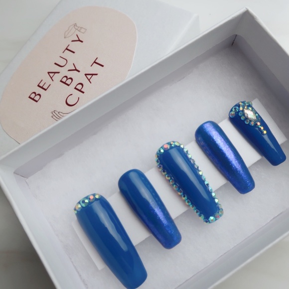 Luxury Press On Nails - Picture 2 of 6